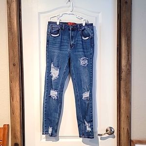 Distressed jeans sz 13